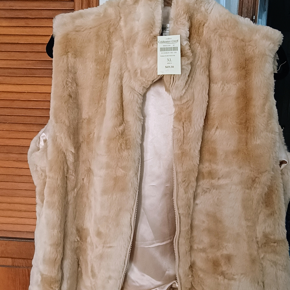 Coldwater Creek Women's Tan Teddy Jacket